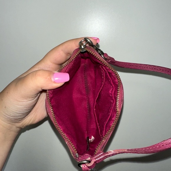 Coach F64239 Star Canyon Leather Pink/Purple Wristlet - Picture 4 of 5